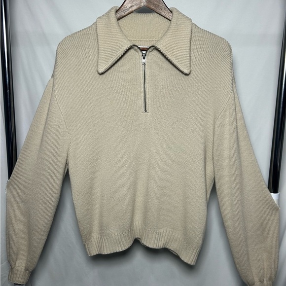 Hollister Sweaters - Hollister Beige Half-Zip Sweater, Pullover Sz XS